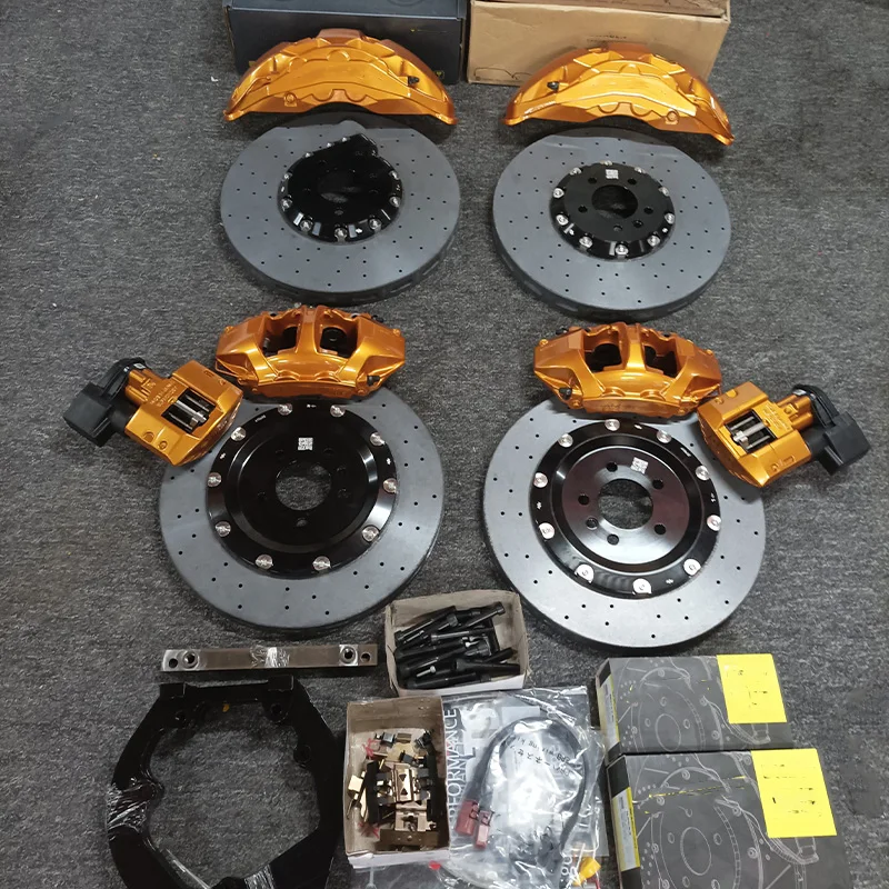 أقراص فرامل سيراميكية كربونية  - مراجعة Brake Caliper وسعره